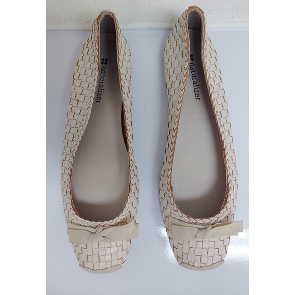 Naturalizer Shoes - Naturalizer Woven Square Toe Flats Size 9 1/2